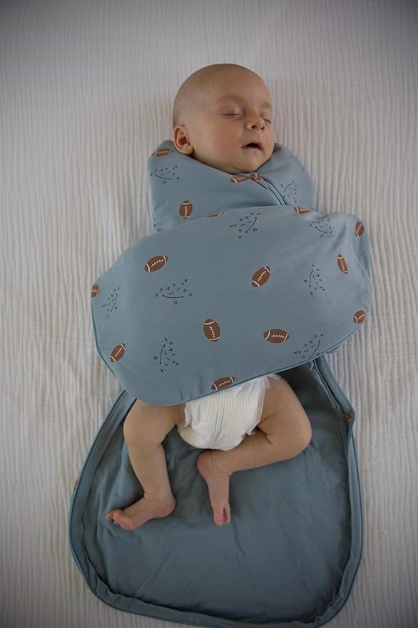 GUNAMUNA Swaddle Wrap for Newborns – Arms In or Out, Easy Diaper Changes with WONDERZiP, Soft Sleep Sack, 1.0 TOG