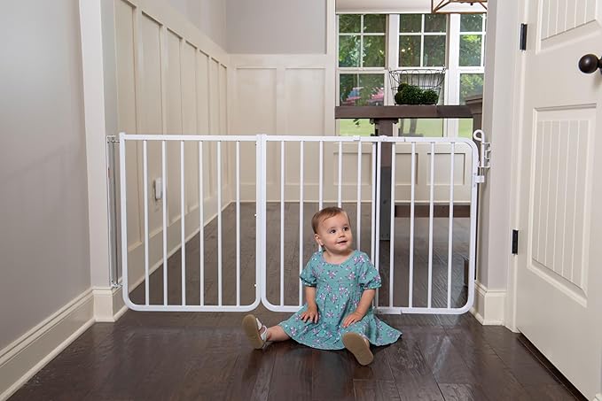 Cardinal Gates MG15 Auto-Lock Baby Gate - Adjustable Indoor Dog Gate - Aluminum Safety Gate for Kids & Pets - 26.5 to 40.5 Inches Wide - White