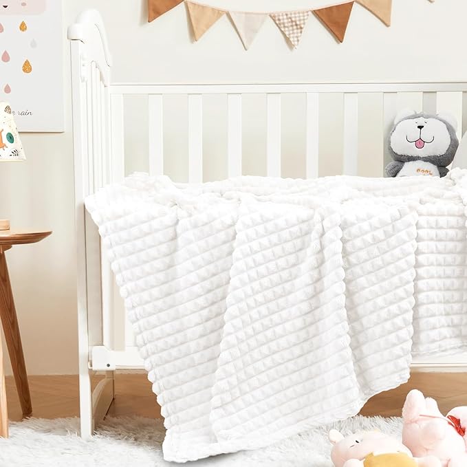 HOMRITAR Baby Blanket for Boys Girls Fleece Super Soft Plush Fuzzy Cozy Toddler Blanket with Square 3D Jacquard Grid Design Luxury Lightweight Bed Blanket for Newborn Infant Cream, 30 x 40 Inch