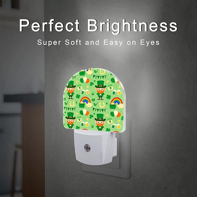 St. Patrick's Day Cute Pattern Night Light for Kids,Green Shamrock Leprechaun Rainbow Night Light Plug in with Dusk to Dawn Sensor, 0.5w Energy Saving Sleep Friendly Nightlight for Kitchen Bedroom