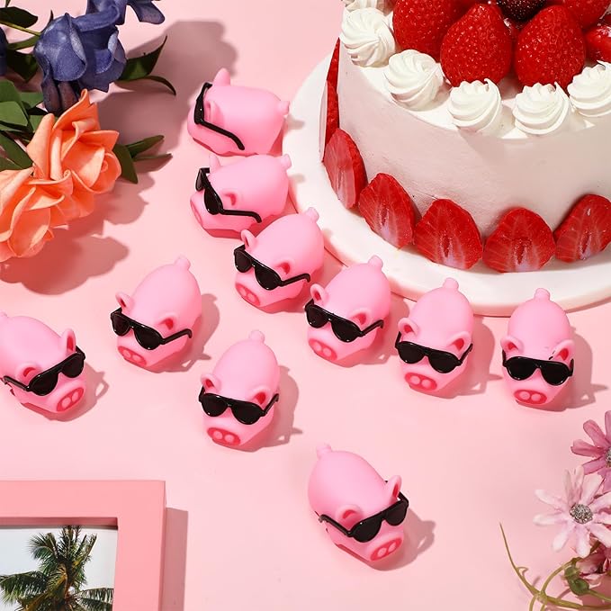 Liliful 200 Sets Mini Rubber Pig Bath Toy with Sunglasses Pink Float and Squeak Pig Bathtub Toys for Baby Shower Halloween Christmas Birthday Party Supplies