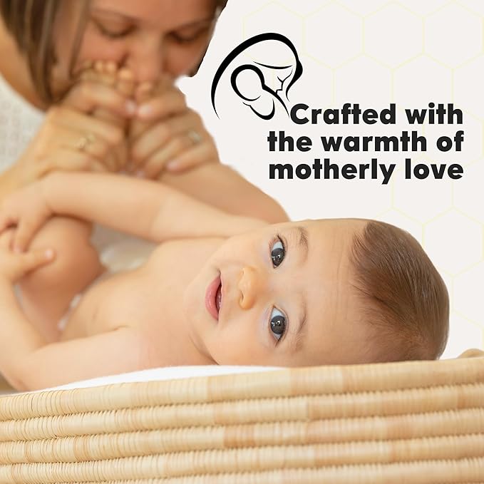 La Petite Creme French Organic Diaper Balm (1 oz) - Healing & Nourishing Diaper Cream - Gentle & Safe Liniment Baby Lotion - USDA Certified Organic - Baby Essentials for Newborn