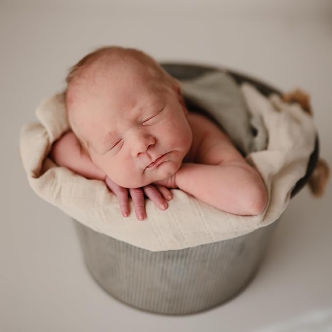 mushie Muslin Baby Cloths | 100% Organic Cotton | 23.5" x 23.5" (Fog) 3-Pack