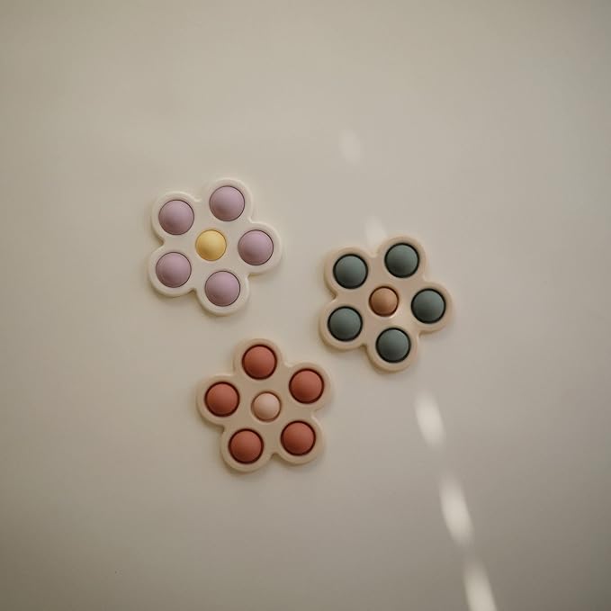 mushie Flower Press Toy (Dried Thyme/Natural/Shifting Sand)