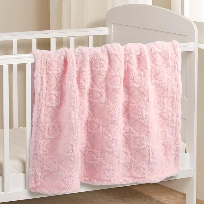 Ultra Soft Fleece Baby Blanket,Swaddle & Receiving Blankets for Newborn Infant, Lightweight Breathable Nursery Nap Blanket for Crib Stroller, for Girls Heart Checkered 30"x40" Light Pink