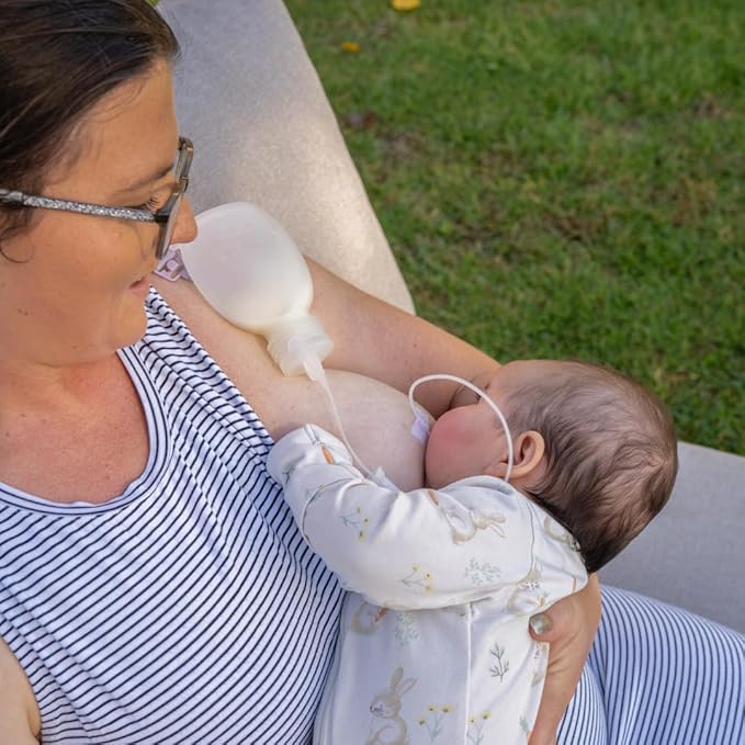 Haakaa Silicone Supplemental Feeding Tube & Pouch Set – Breastfeeding Assistance Kit for Low Supply, Latching Support, Donor or Pumped Milk – 120ml Pouch + Adjustable Flow Tube