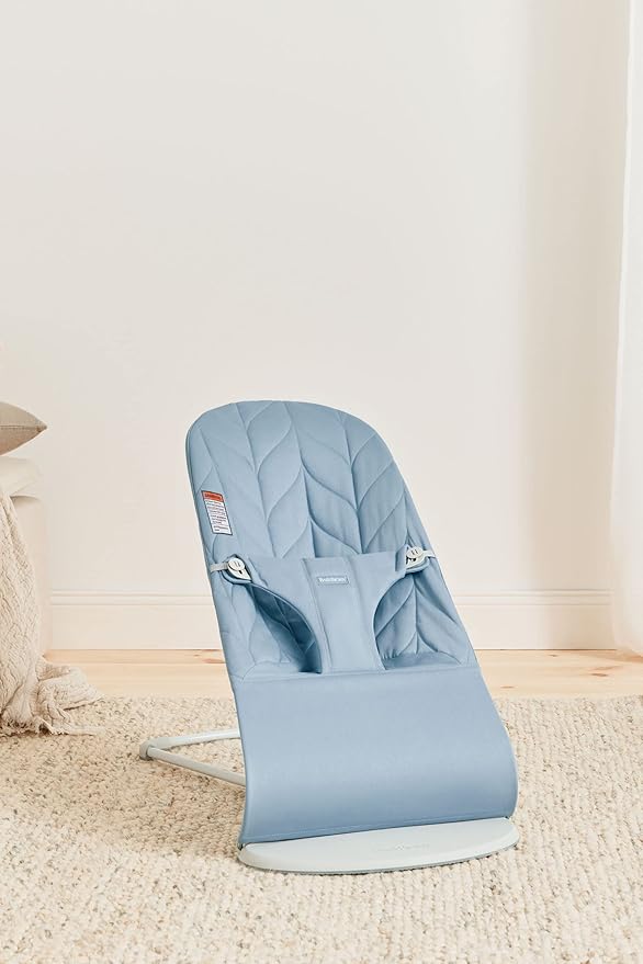 BabyBjörn Bouncer Bliss, Cotton, Petal Quilt, Blue