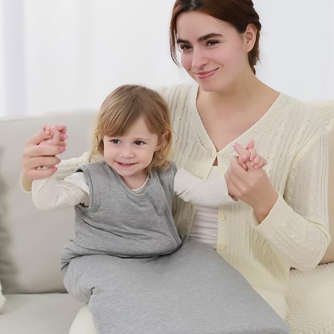 Mosebears Unisex Rayon Made from Bamboo Wearable Blanket with 2-Way Zipper,2.5 Tog Baby Winter Sleep Sack (Grey,6-18 Months)