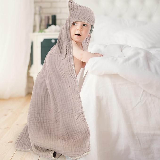 Peryiter 4 Pcs Muslin Hooded Baby Towels, 32"x 32" Cotton Newborn Bath Towel Muslin Infant Baby Blankets Absorbent Unisex Christmas Registry Gift Essentials for Girls Boys (Pink Series)