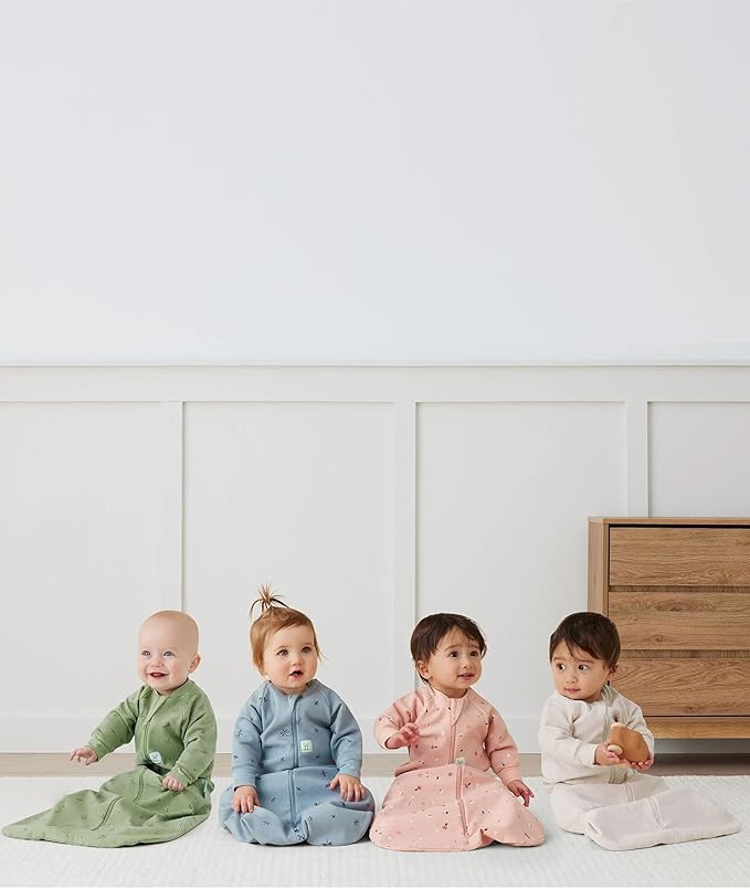 ergoPouch Jersey Sleeping Bag 3.5 TOG – Arms-Out Baby Sleep Sack, Ideal Transition from Swaddling, Slim Fit Keeps Baby Secure & Comfortable, Soft Breathable Fabric (3–12 Months, Oatmeal Marle)