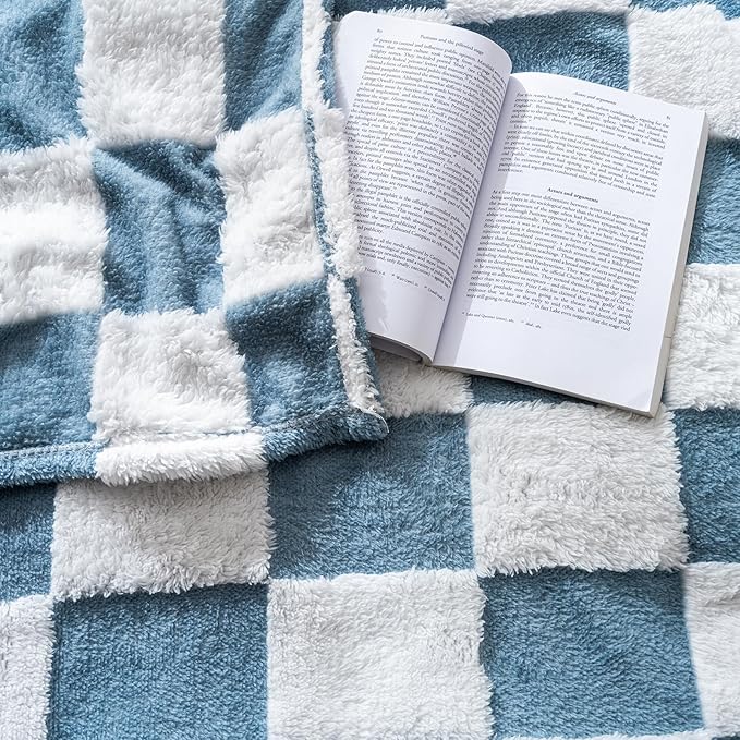 Fleece Baby Blanket for Boys 3D Checkerboard Design, Warm Cozy and Fluffy Infant Newborn Toddler Small Receiving Blankets for Crib Stroller, 30x40 Inches, Blue