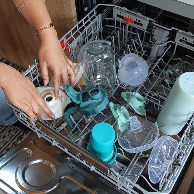 Willow - Silicone Wearable Breast Pump - Passive Suction Milk Collector - Hands Free Manual Breast Pump - Dishwasher Safe - Breastfeeding Essentials - Easy Pour Spout for Milk Storage Bags - BPA Free