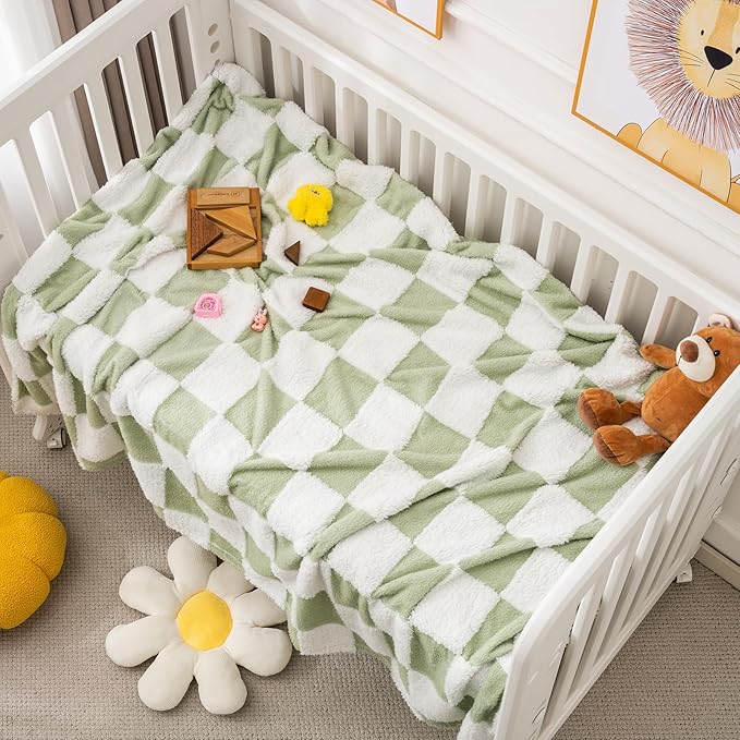 Fleece Baby Blanket for Boys 3D Checkerboard Design, Warm Cozy and Fluffy Infant Newborn Toddler Small Receiving Blankets for Crib Stroller, 30x40 Inches, Green