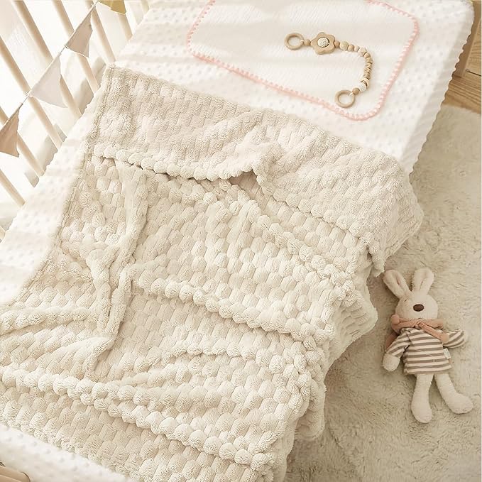 HOMRITAR Baby Blanket for Boys Girls 3D Flannel Fleece Fluffy Blankets for Baby Soft Plush Breathable Bed Blanket for All Season Toddler Infant or Newborn (30 x 40 Inch, Beige)