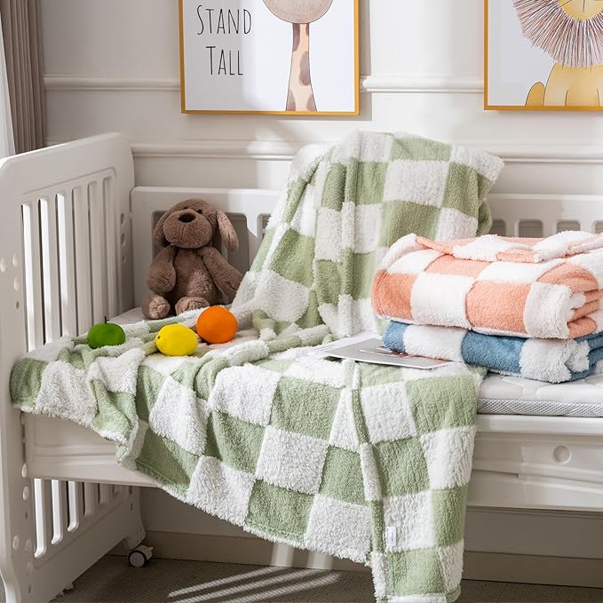 Fleece Baby Blanket for Boys 3D Checkerboard Design, Warm Cozy and Fluffy Infant Newborn Toddler Small Receiving Blankets for Crib Stroller, 30x40 Inches, Green
