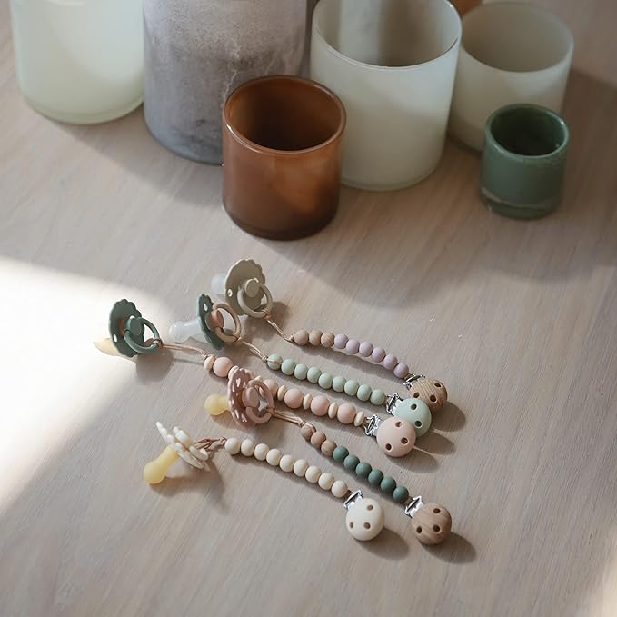 mushie 100% Silicone Baby Pacifier Clip BPA Free | Eva (Mauve)