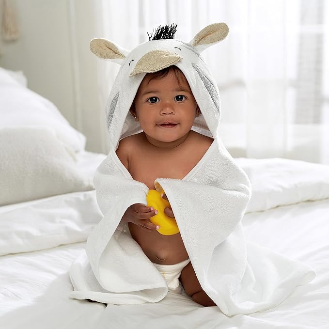 Gerber Baby 4 Piece Animal Character Hooded Towel and Washcloth Set, Grey Zebra, One Size