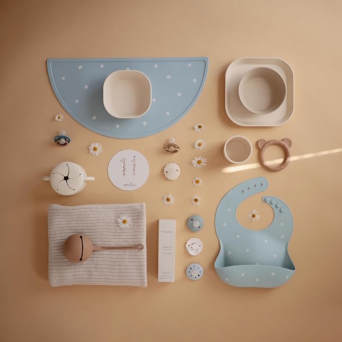 mushie Silicone Placemat for Kids | BPA-Free Non-Slip Design (White Daisy)