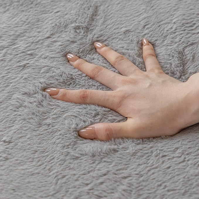Loartee Faux Rabbit Fur Rug - 1.18" Thick Soft Fluffy Area Rug, Non-Slip Memory Foam Crawling Mat, Light Gray, 78"x110"