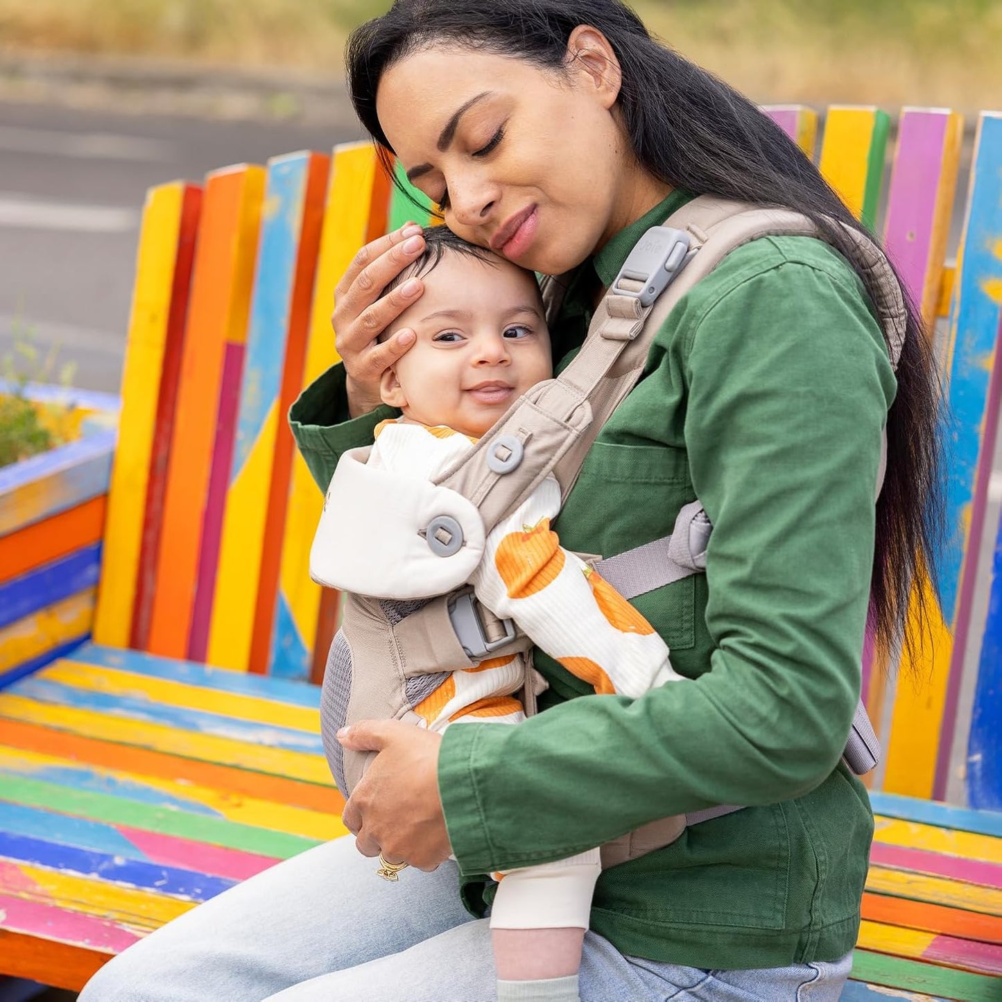 Joie Savvy Baby Carrier – Ergonomic, Adjustable Baby Carrier with 4 Carry Positions, Padded Shoulder Straps and Lumbar Support (Sandstone)