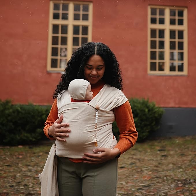 mushie 100% Silicone Baby Pacifier Clip BPA Free | Eva (Clementine)