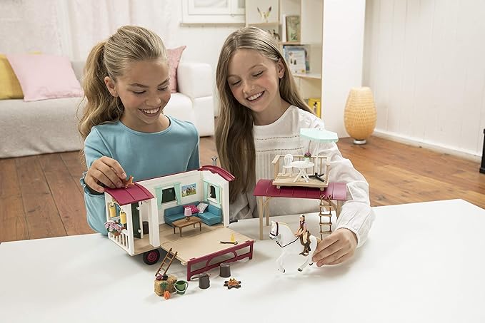 Schleich Horse Club, Horse Gifts for Girls and Boys, Camper for Secret Club Meetings Horse Set with Toy Horse Figurine, 43 Pieces, Ages 5+