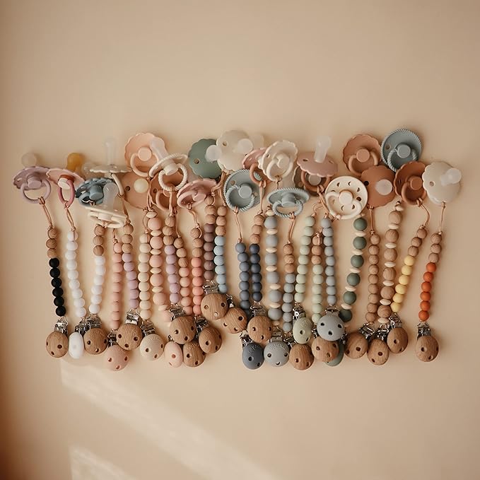 mushie 100% Silicone Baby Pacifier Clip BPA Free | Eva (White)