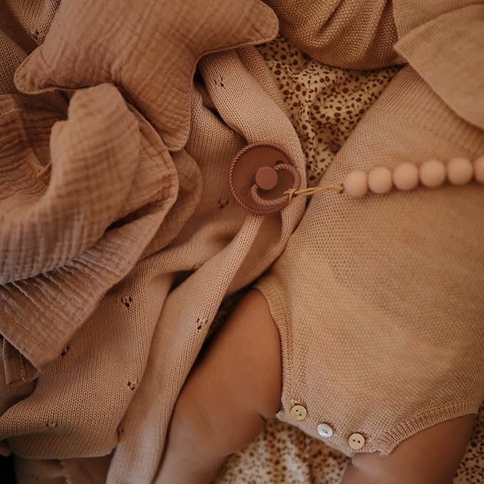 FRIGG Rope Natural Rubber Baby Pacifier | Made in Denmark | BPA-Free (Powder Blue/Ocean View, 0-6 Months)