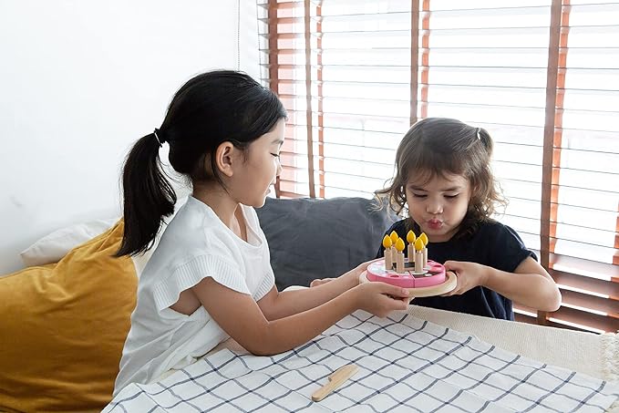 PlanToys® Pretend Play Birthday Cake Set | Food Toy with Removable Slices, Candles, Wooden Knife & Chalkboard Nameplate | Educational Toy for Imagination, Fine Motor Skills & Social Play