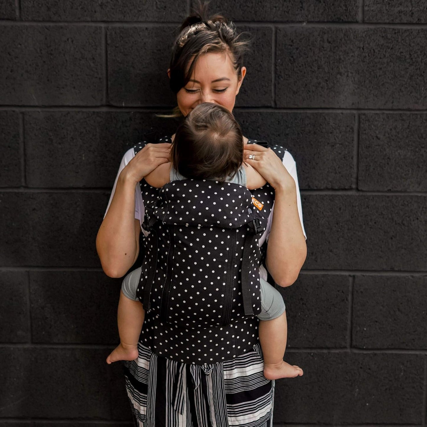 Beco Baby Carrier 8 Hybrid Newborn to Toddler Carrier (7-45lbs) - All in 1 Mesh Toddler Carrier - Baby Carrier Backpack, Front and Hip Carrier with Adjustable Seat - Cooling Ergonomic Carrier (Iris)