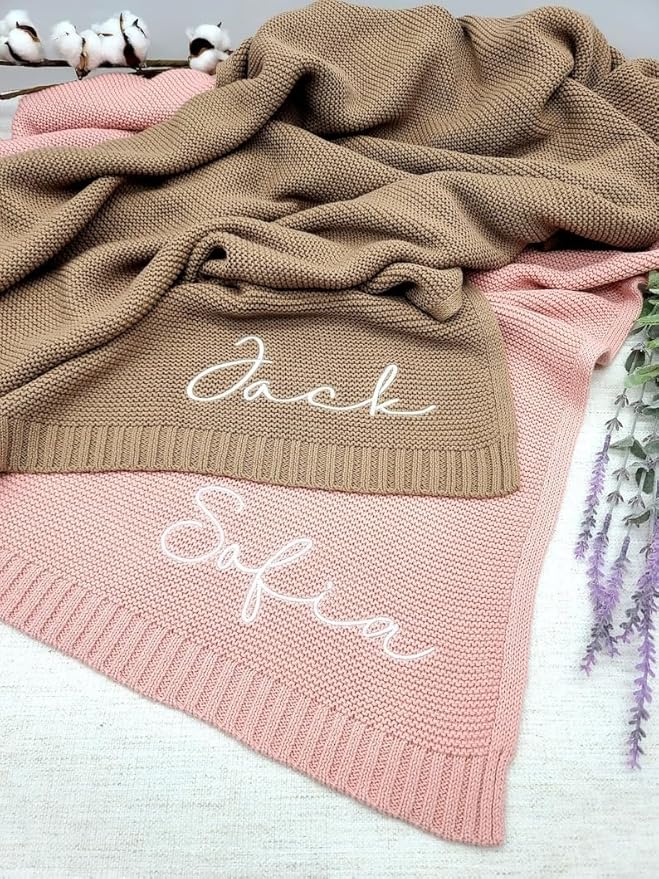 NAZENTI Custom Knit Baby Blanket, Embroidered Name Nursery Blanket, Newborn, Cotton Knit Stroller Blanket, Personalized Baby Knit Blanket Gifts