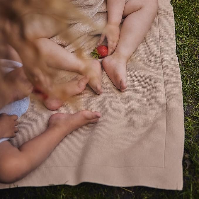 Knitted Organic Cotton Baby Blanket- Swaddle Blanket, 30" x 40" Soft Receiving Blanket for Newborn (Fog)