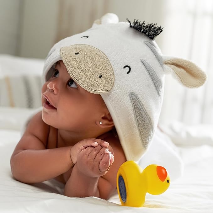 Gerber Baby 4 Piece Animal Character Hooded Towel and Washcloth Set, Grey Zebra, One Size