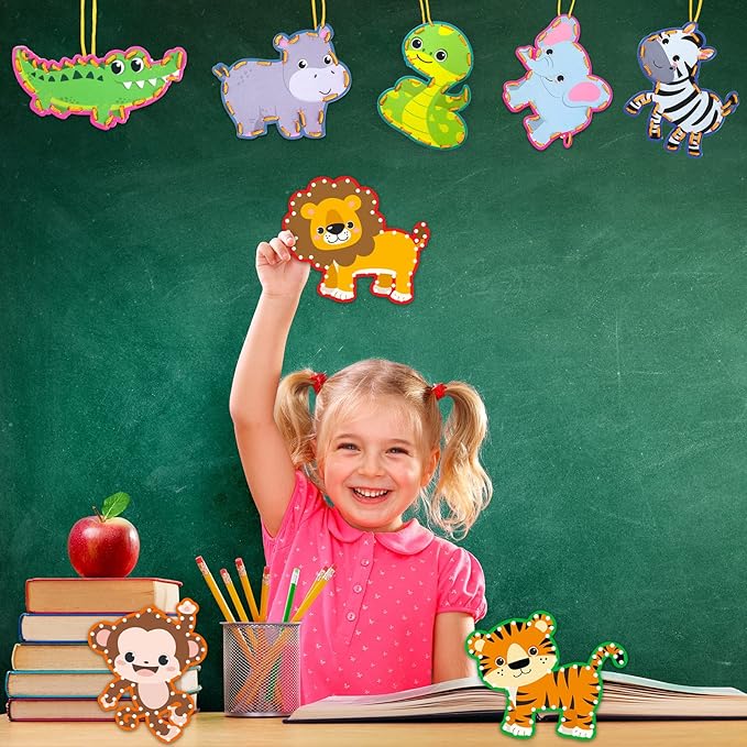 10 Pieces Kids Jungle Animal Lacing Cards Safari Animal Sewing Cards Thick Cardboard Double Sided Lacing Playing Games for Children Toddler Developing Imagination Education Supplies (Jungle Style)