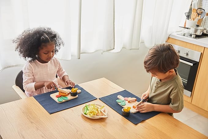 PlanToys® Wooden Steak Pretend Cooking Toy for Kids | Includes Steak, Vegetables, Knife & Tray | Eco-Friendly Montessori Play Food Set for Imaginative Kitchen Role Play