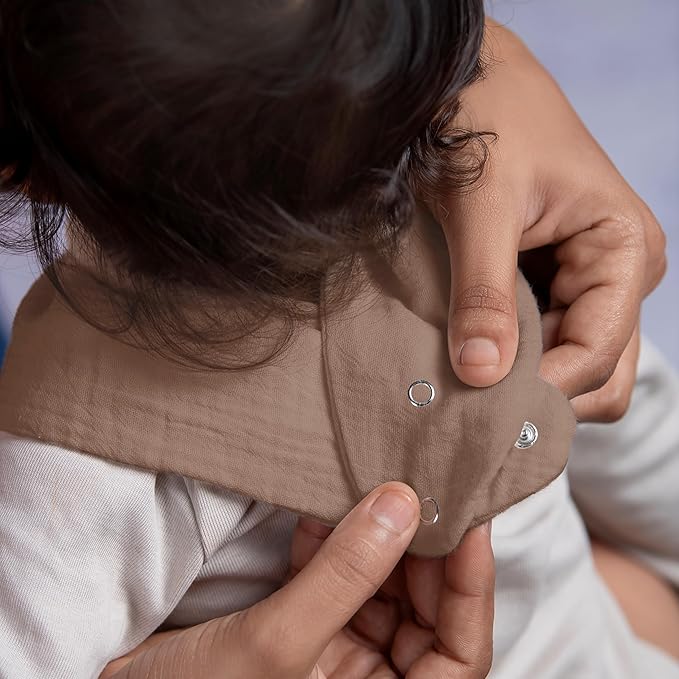 Muslin Baby bibs for drooling and teething, 100% cotton, Bibs for baby girl, Muslin bibs for boys (8 Pack)