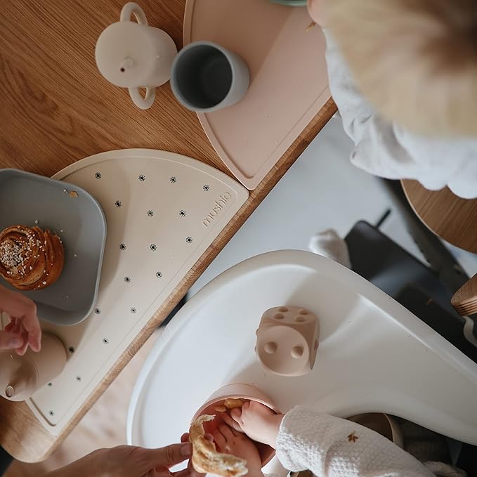 mushie Silicone Placemat for Kids | BPA-Free Non-Slip Design (Black Daisy)