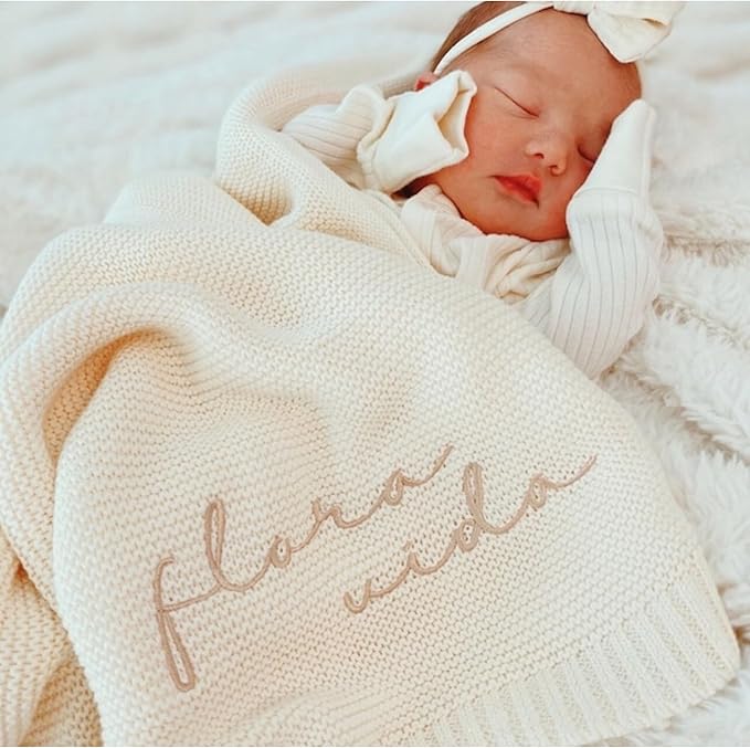NAZENTI Custom Knit Baby Blanket, Embroidered Name Nursery Blanket, Newborn, Cotton Knit Stroller Blanket, Personalized Baby Knit Blanket Gifts