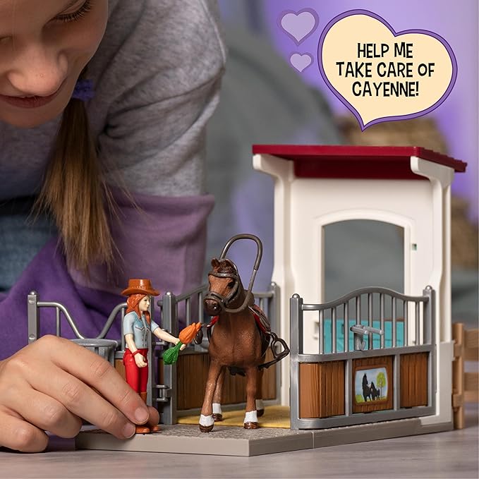 Schleich Horse Club - 25PC Hannah and Cayenne Horse Toy Stall Playset with Accessories - Customizable Stable Name Tag - Realistic, Posable Rider and Pony Toys for Girls and Boys - Kids Ages 5+ - 42710