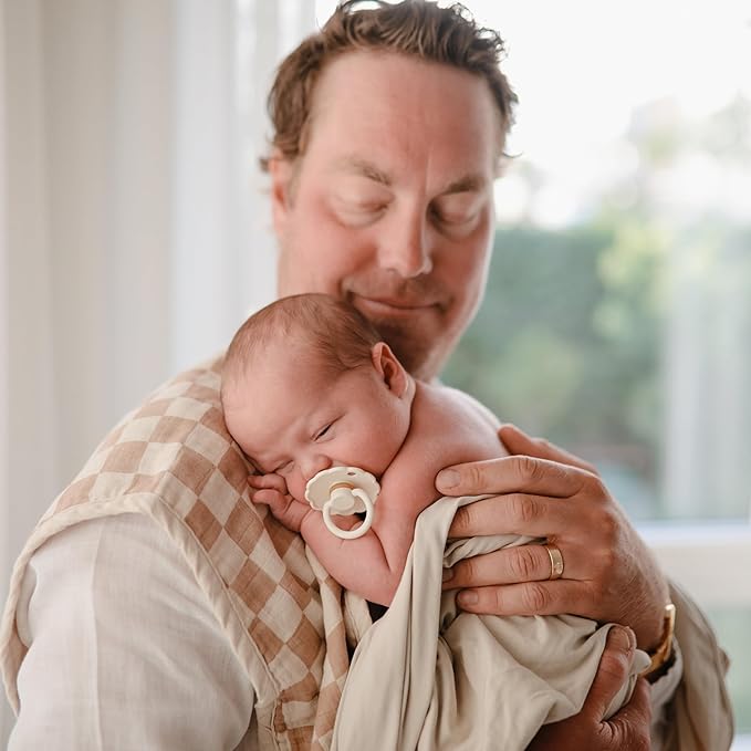 FRIGG SilkySoft Silicone Baby Pacifier 6-Pack Blooming Love | Made in Denmark | BPA-Free (6-18 Months)