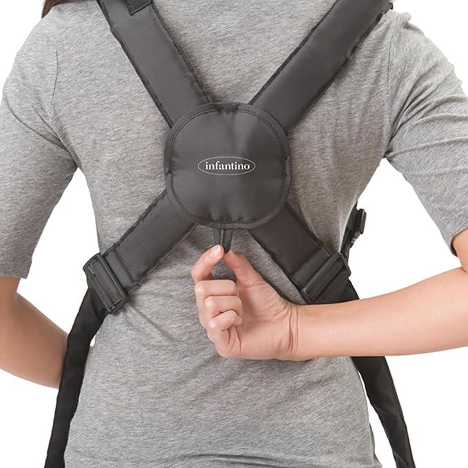 Infantino Swift Classic Carrier with Pocket, 2-Ways to Carry Carrier with Wonder Bib & Essentials Storage Front Pocket for Babies 8-25lb, Adjustable Strap, Black