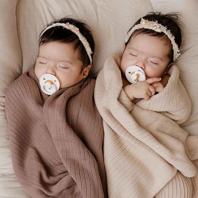 Luladream Pacifier and Clip Set - Natural Rubber Nipple - Soft Teething Handle - for Infants Baby's and Toddlers, 0-18 Months (Camel + Cream + Clips)