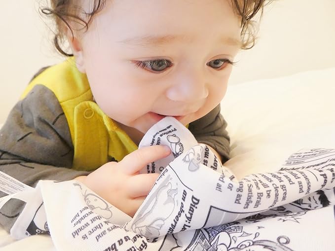 People Brain Builders: Baby Newspaper - Crinkly Baby Toy