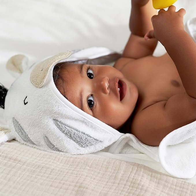 Gerber Baby 4 Piece Animal Character Hooded Towel and Washcloth Set, Grey Zebra, One Size