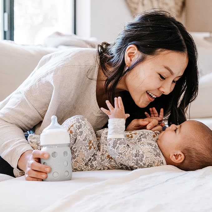 Lifefactory 8-Ounce Wide Neck Glass Baby Bottle with Protective Silicone Sleeve and Stage 2 Nipple, Stone Grey (LG2211WCG4)